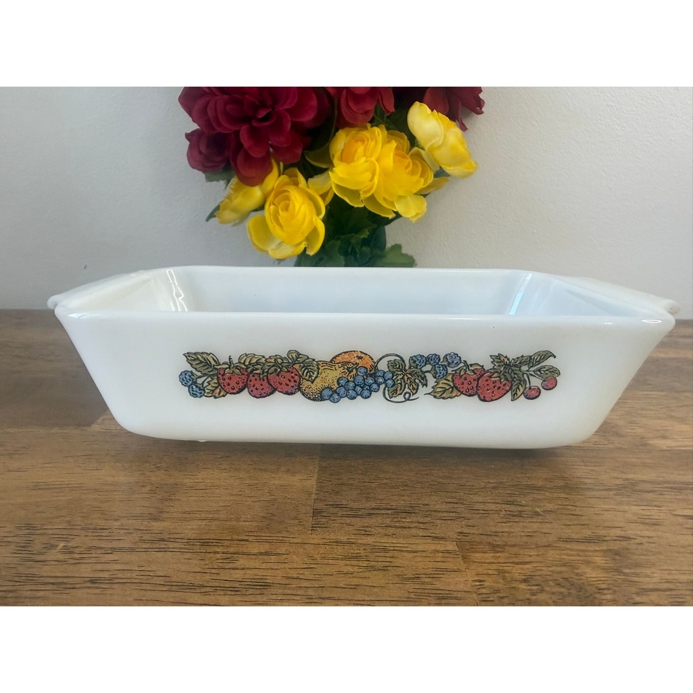 Vintage‎ Anchor Hocking Fire King Natures Bounty Fruit Harvest Milk Glass Dish